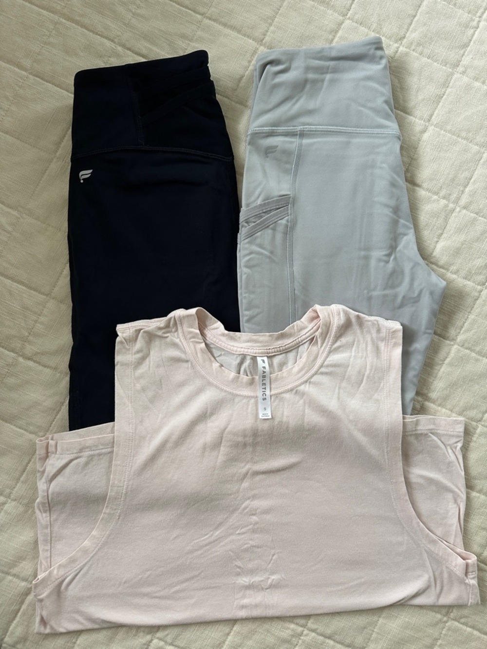 Fabletics Black & Light Gray Leggings with Blush Tank